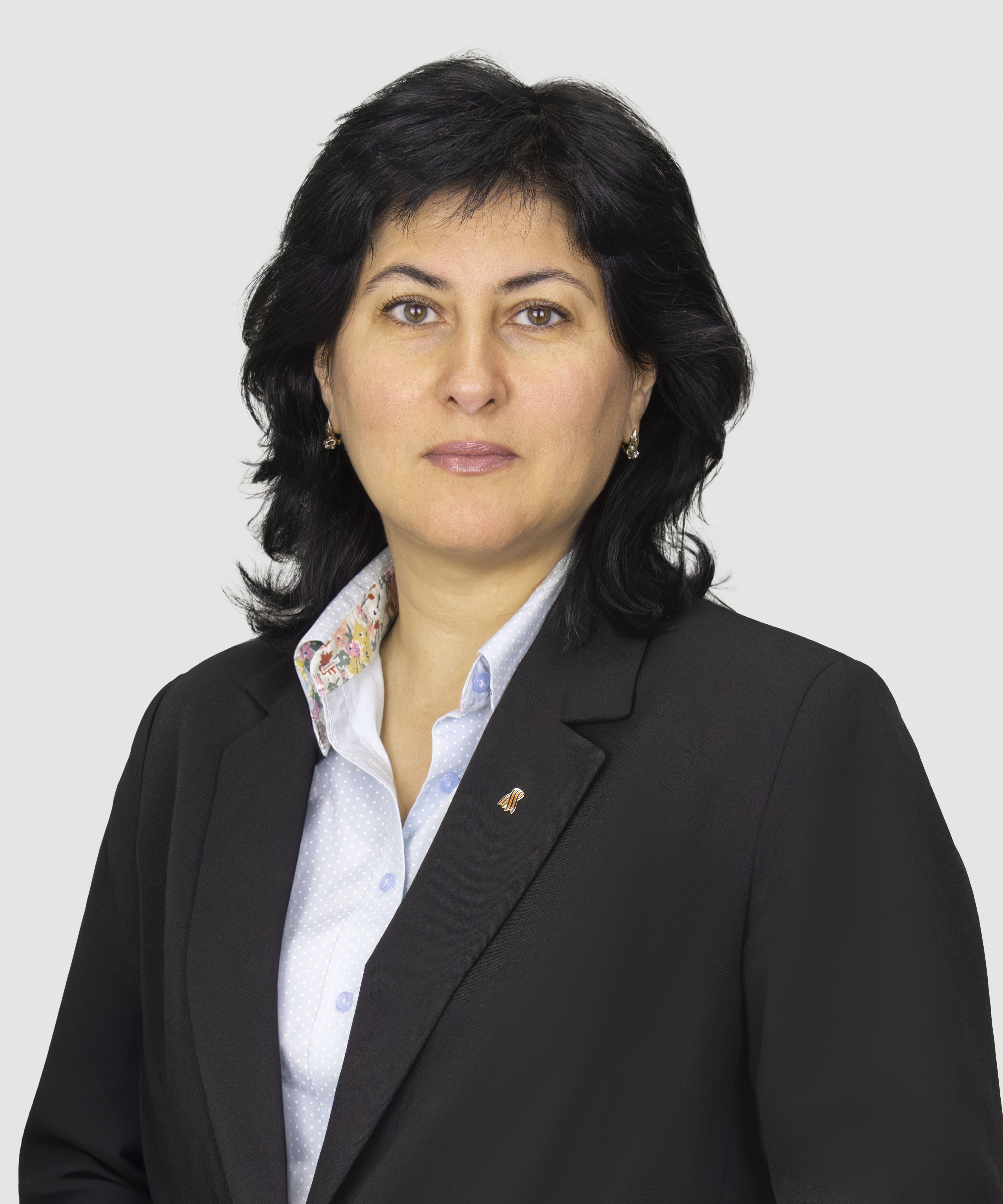 Кобзева Елена Нурбиевна.